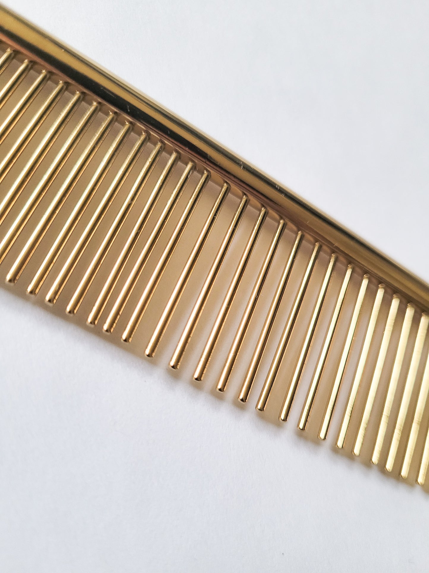 Peigne démêlant en métal